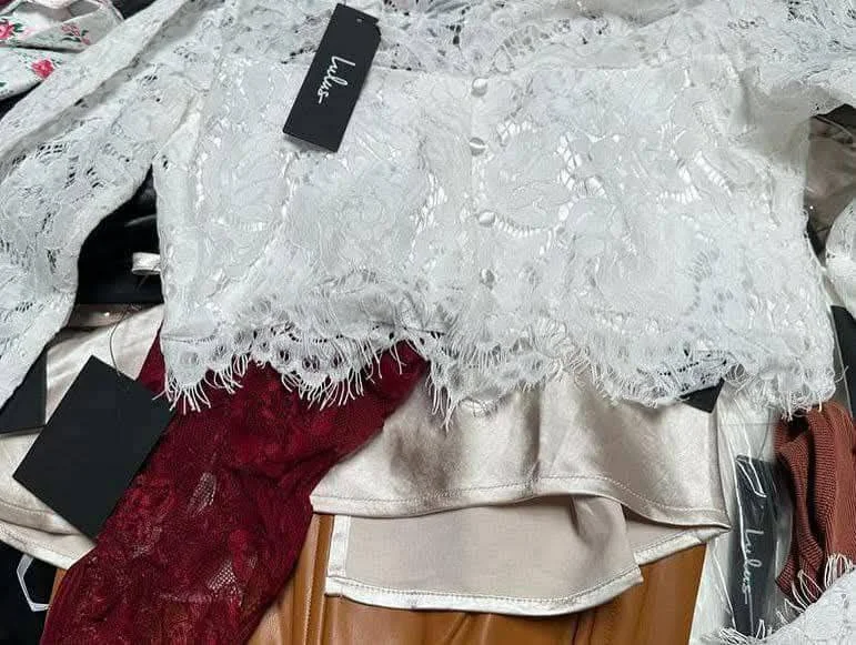 Wholesale Lulus Clothing Pallets - Image 4