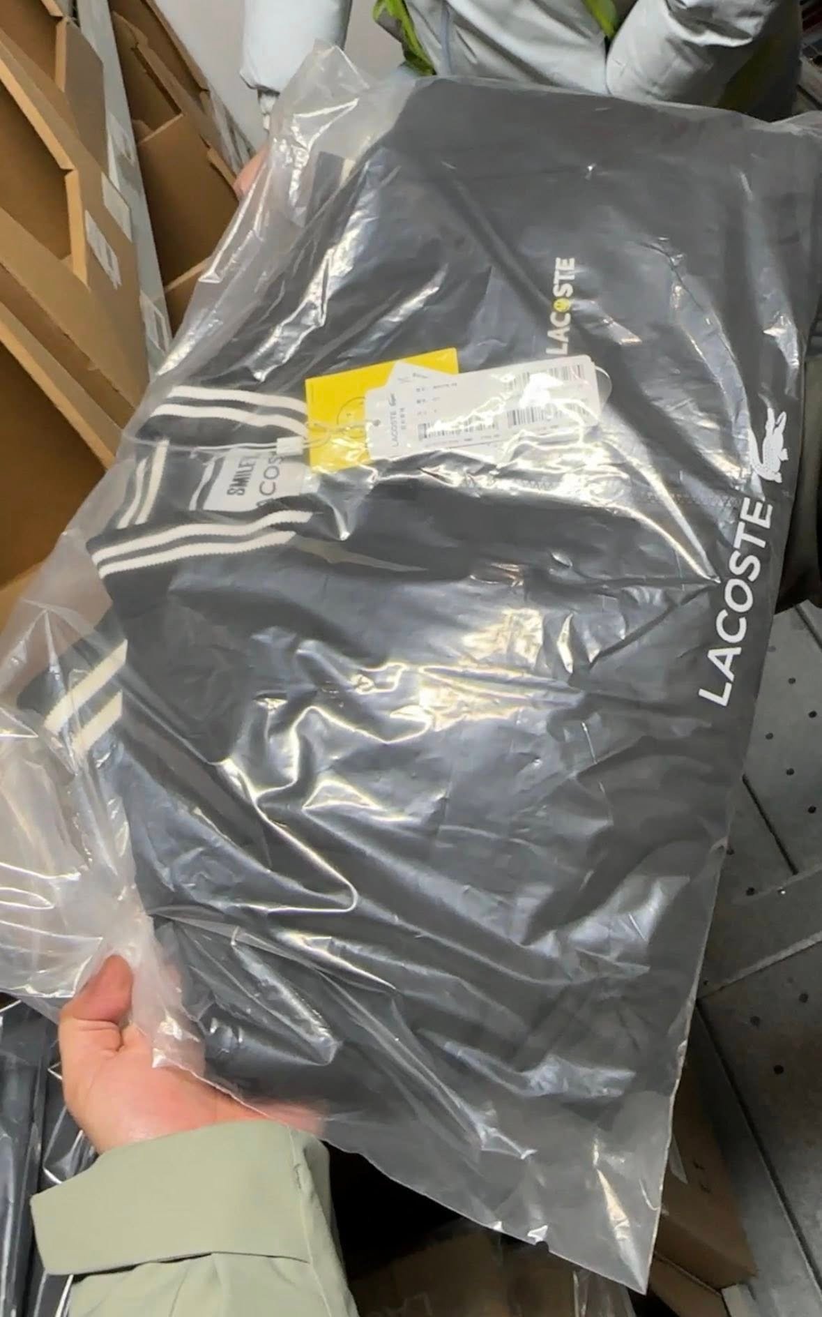 Overstock Lacoste Polo Shirts Pallets - Image 3