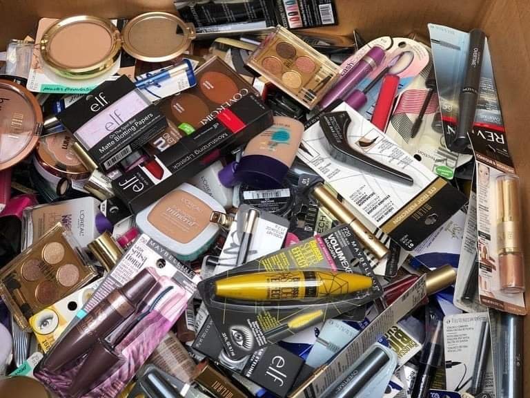 Wholesale Cosmetics Pallets