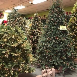 Bulk Chrismas Tree Liquidation Pallet