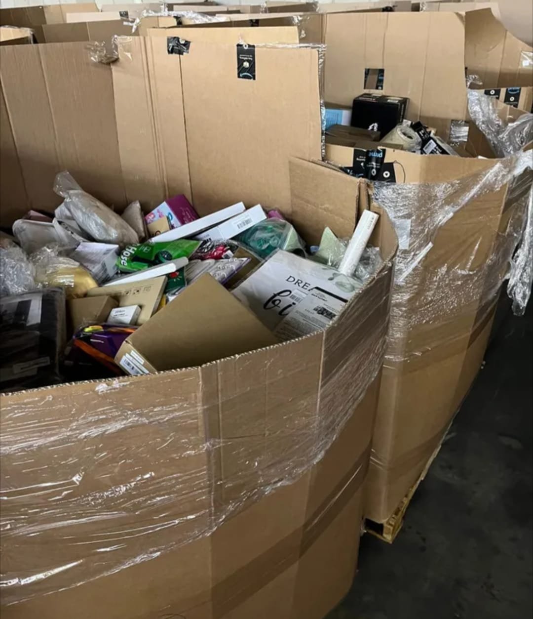 Amazon Wholesale Lots - Image 3