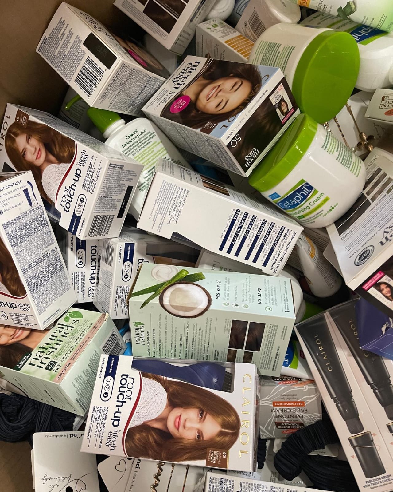 Health and Beauty Liquidation Lots - Image 6