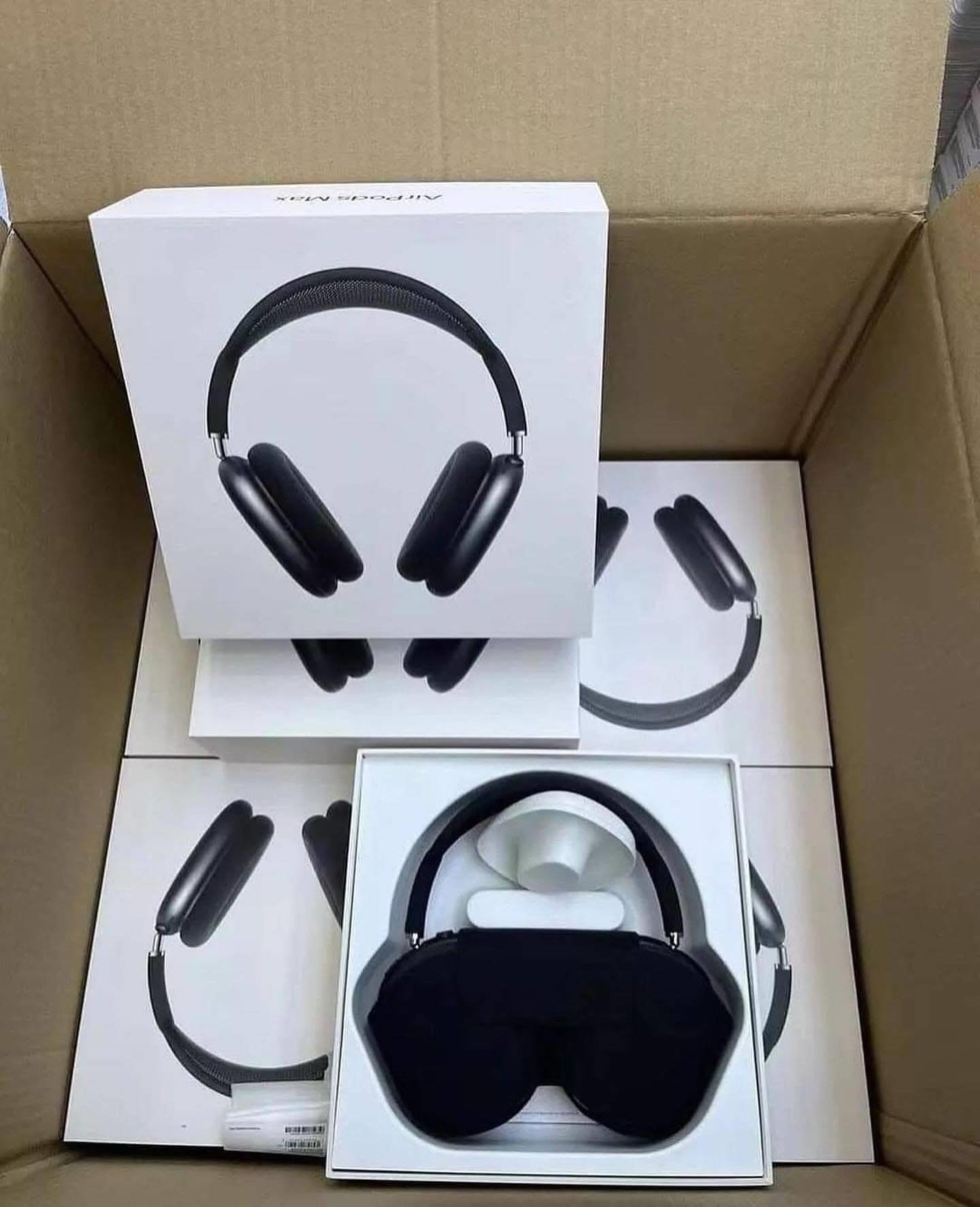 Apple Airpod Pro Max Liquidation Pallets - Image 5
