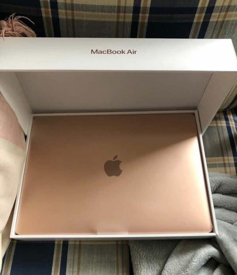 Wholesale Macbook Air Liquidation Pallets - Image 9