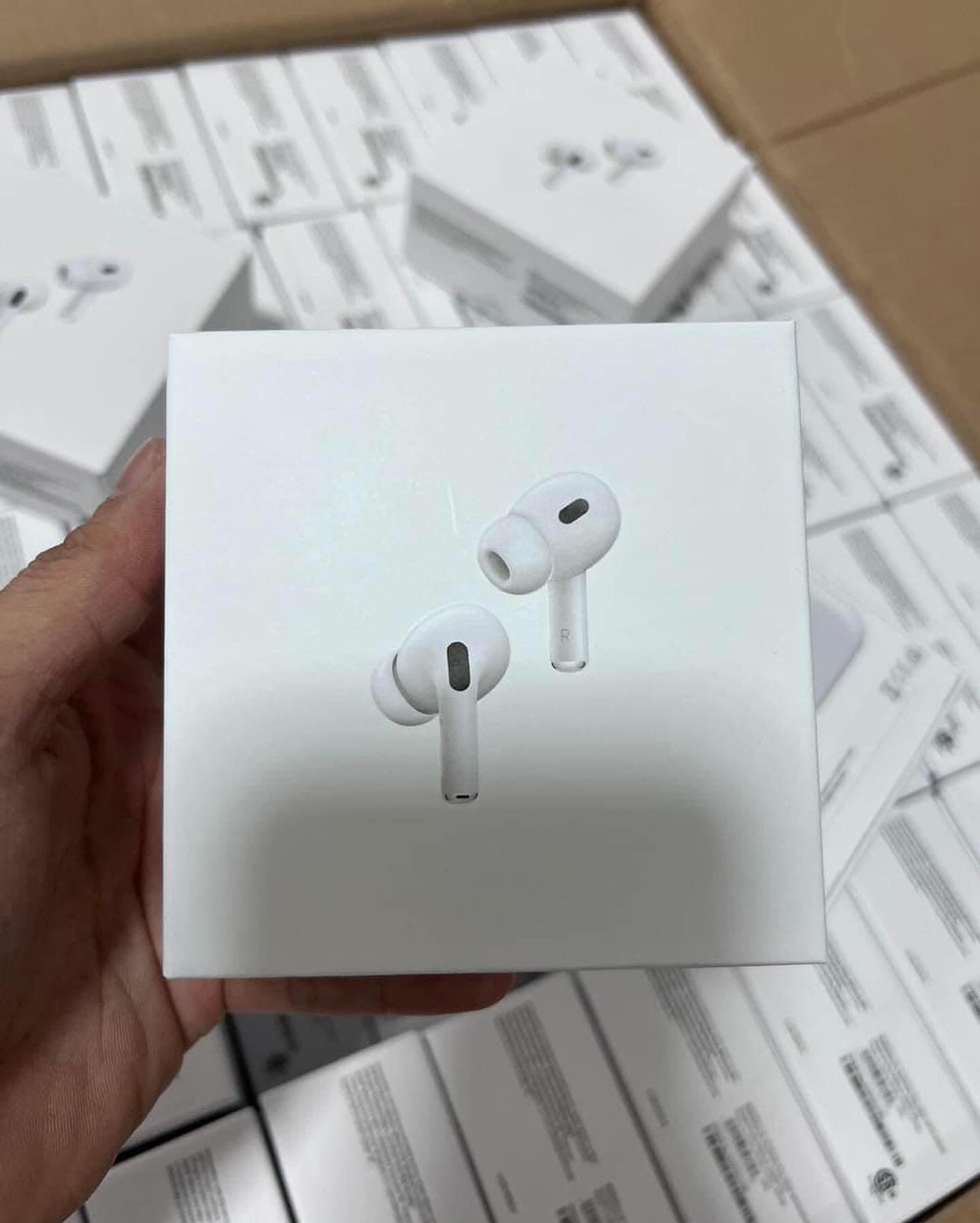 Closeout Overstock Airpod Pro Liquidation Pallets - Image 5