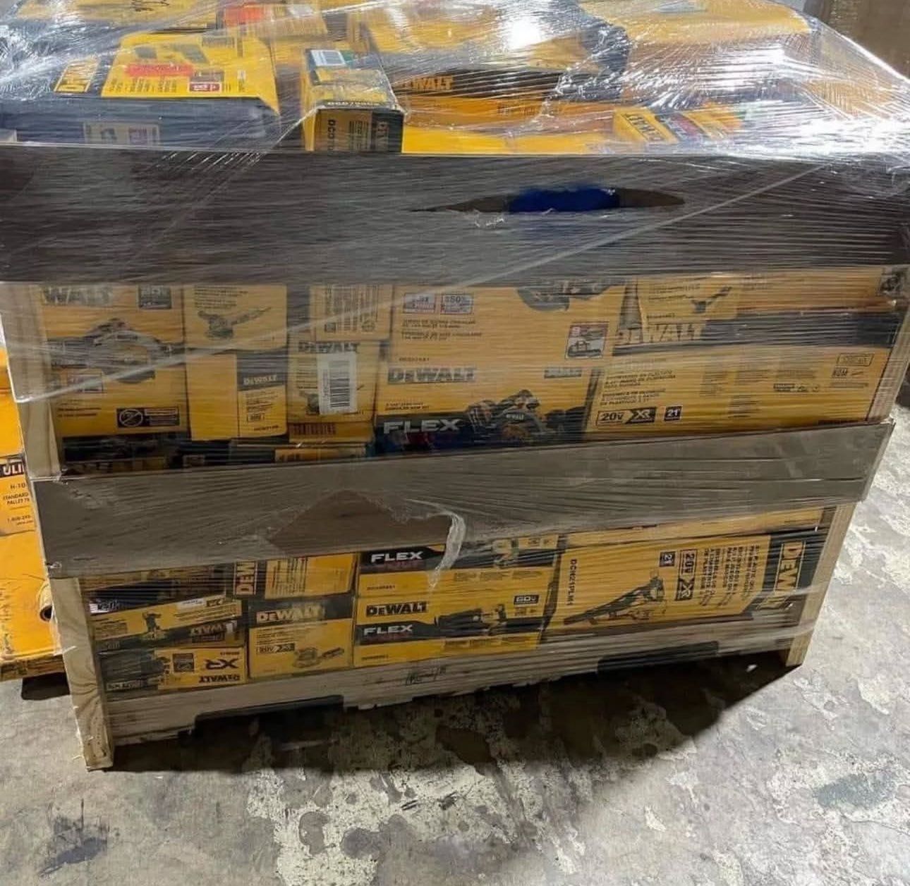 Dewalt Hand Tools Liquidation Pallets - Image 3